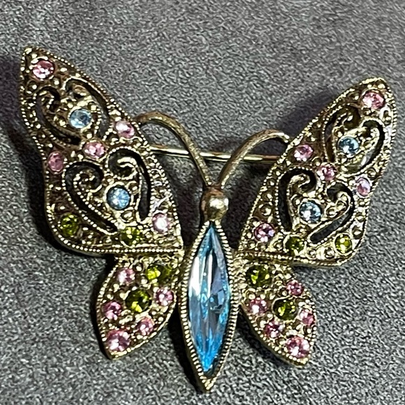 Vintage Rhinestone Butterfly Pin - Picture 7 of 14